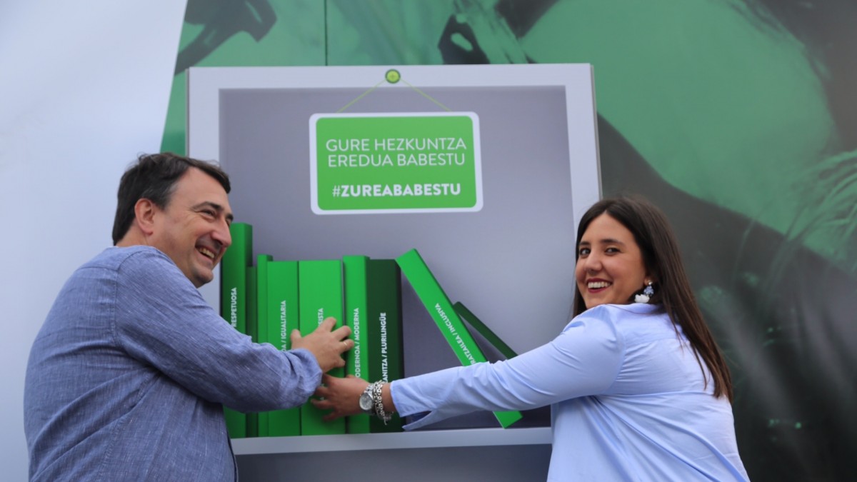 Aitor Esteban y EGI - Educación