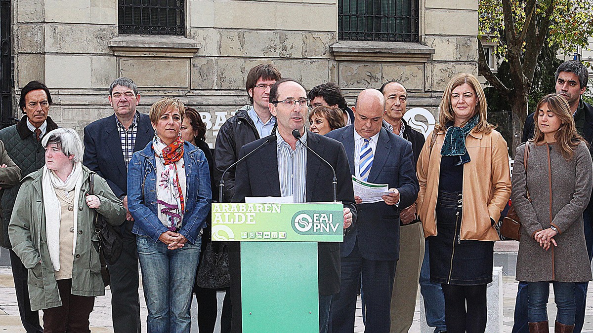 Gutxi erabiltzen diren eraikinak Gasteizerako berreskuratzea: Claudio Rodríguez