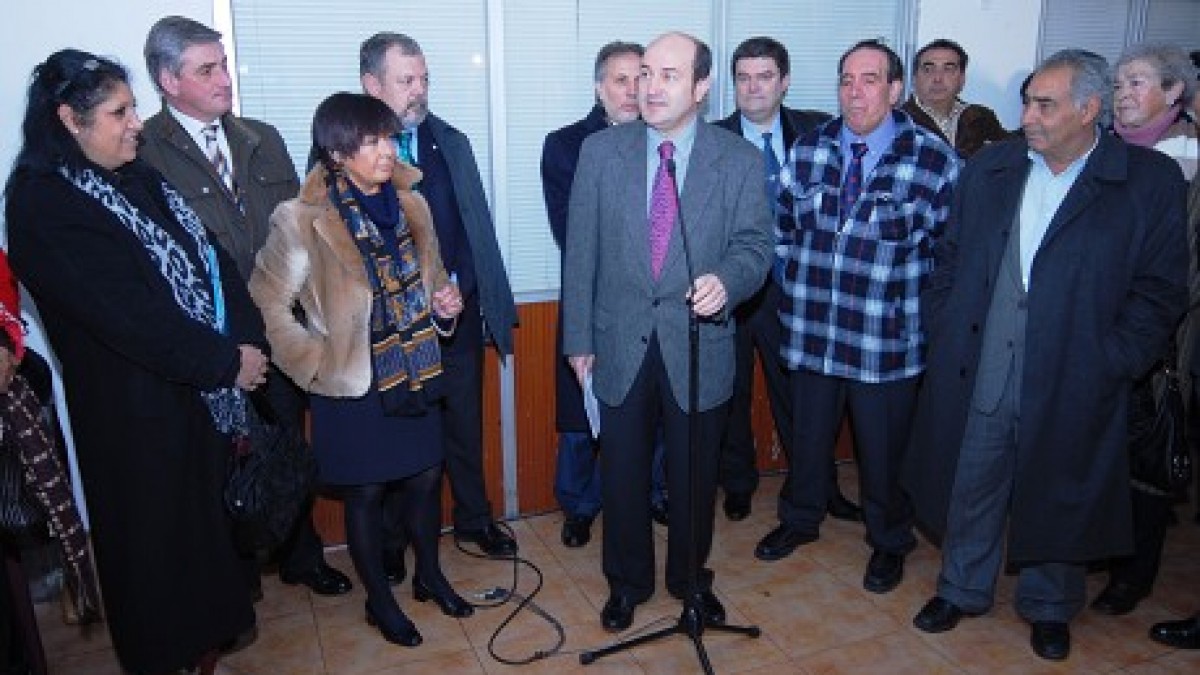 Encuentro de EAJ-PNV con el colectivo gitano