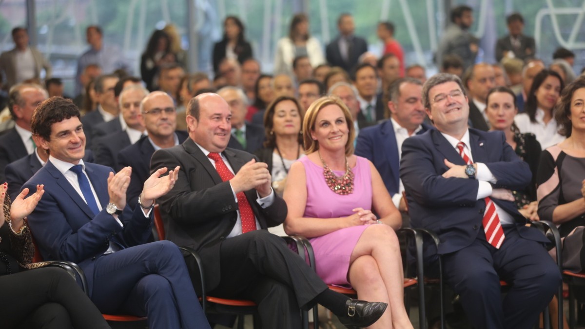 Itxaso Atutxa define a Rementeria y Aburto como “el mejor futuro para Bizkaia y Bilbao”