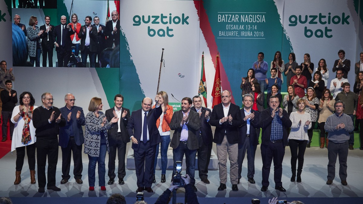 EAJ-PNVren alderdikideek Andoni Ortuzarrengan Euzkadi Buru Batzarraren presidente gisa duten konfiantza berretsi dute
