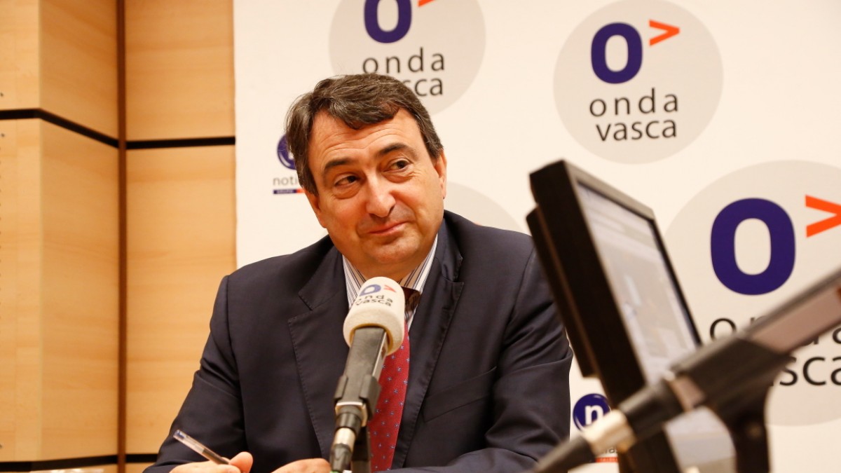 Aitor Estebanek baieztatu du E-26rako kanpaina ‘déjà vu antzeko bat dela eta ez dela beharrezkoa