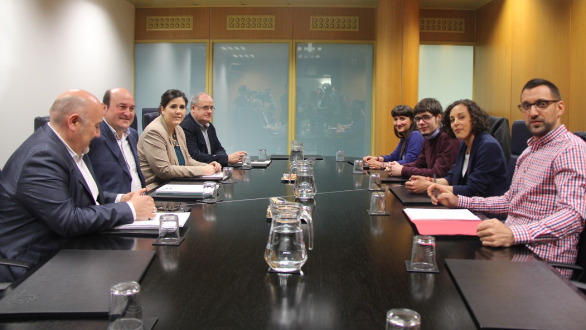 EAJ-PNV valora de forma positiva la reunión mantenida con Podemos Euskadi en el marco de la ronda de autogobierno