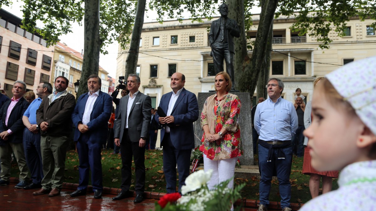 Ortuzar insta a los jeltzales “a centrar la mirada en Euskadi, nuestra única causa” en el 121 aniversario de EAJ-PNV
