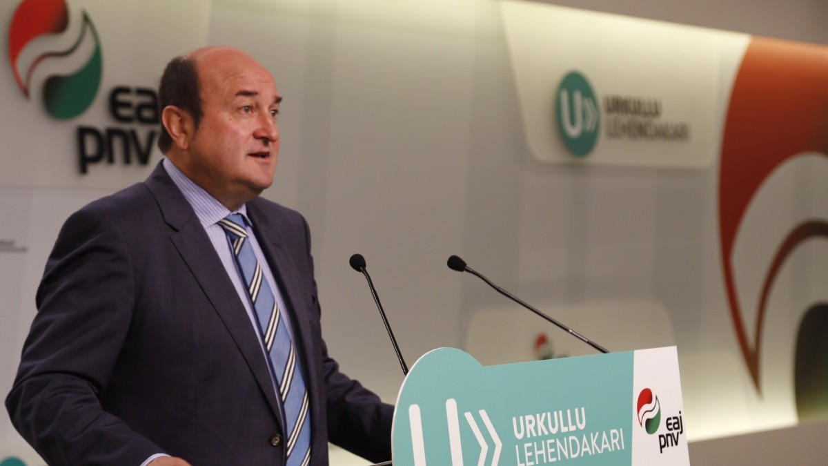 EAJ-PNVk PSE eta EH Bildurekin egingo du bigarren harreman txanda, Jaurlaritza sendo eta egonkorra osatzera begira