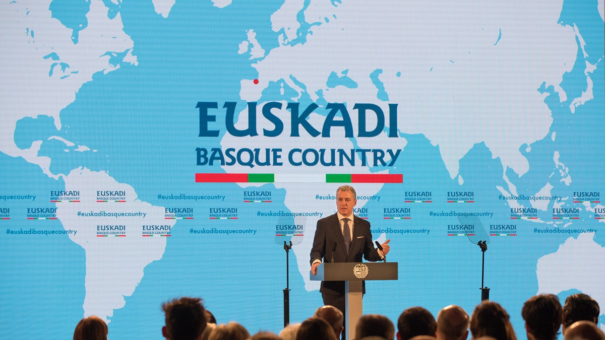 Lehendakariak deia egin dio gizarte osoari Euskadi Basque Country-ren proiekzioa munduan sendotzeko