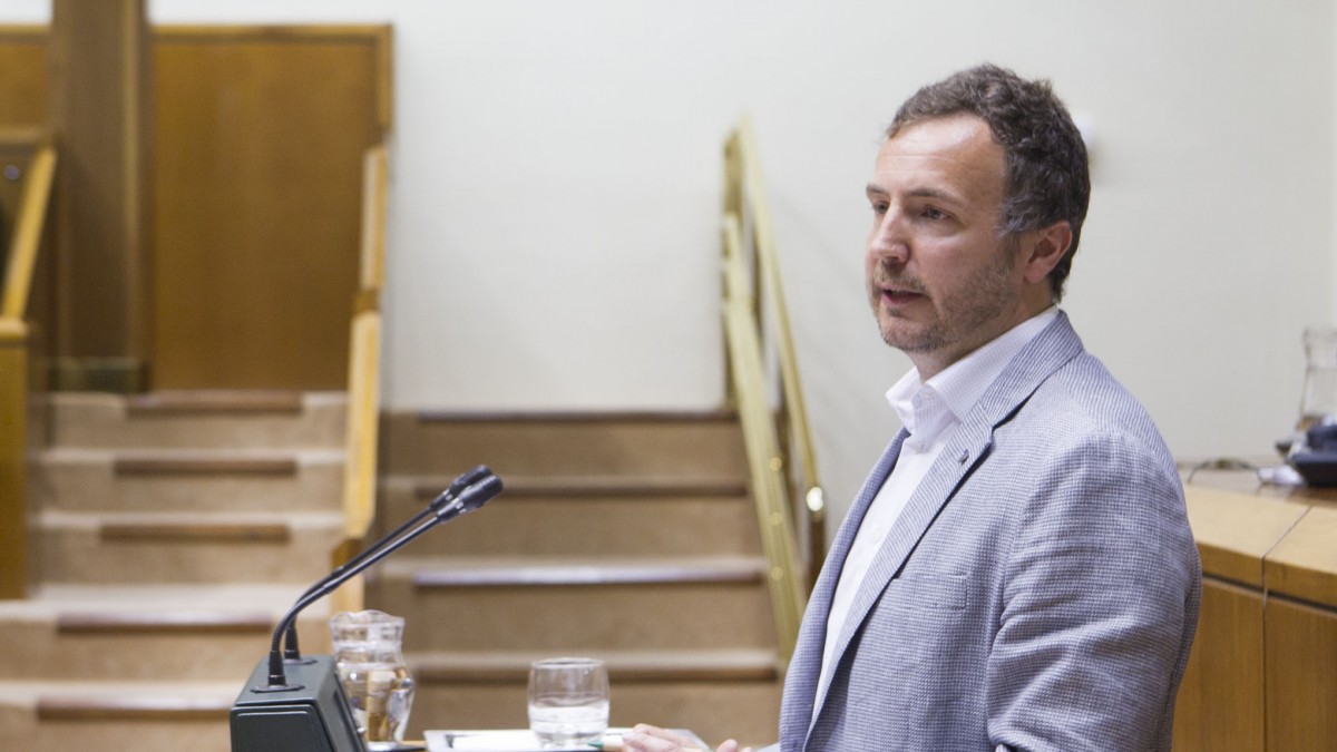 Kerman Orbegozo: “El Departamento de Salud y Osakidetza  están actuando con diligencia y rigor para llegar hasta el final y adoptar las medidas necesarias” 