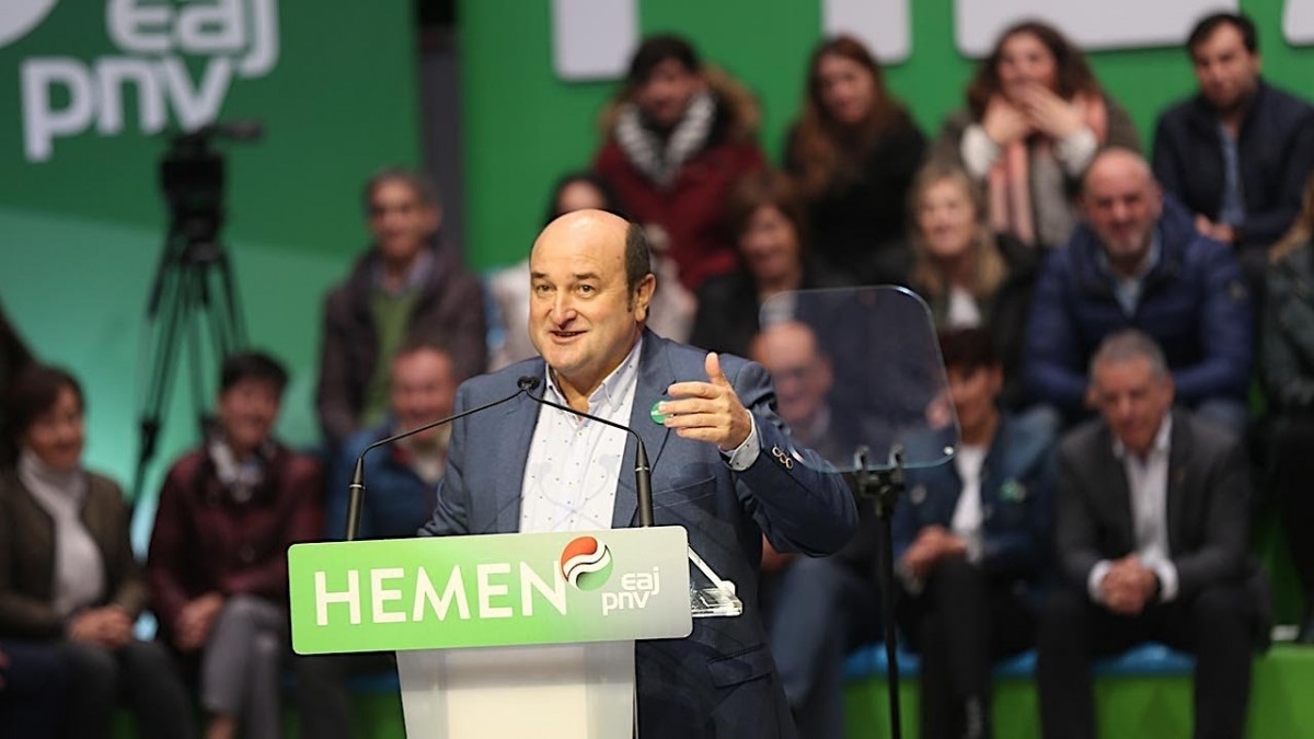 ”El domingo tenemos que demostrar que Euskadi es diferente”