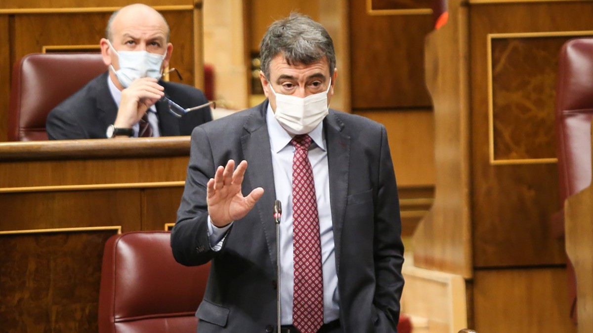 Aitor Esteban urge a Pedro Sánchez a centrarse en  “la política de las cosas “