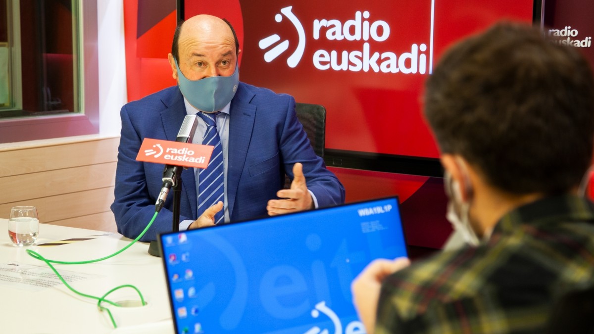 Ortuzar: “Nuestra responsabilidad es con Euskadi: si no se garantiza el marco vasco, nuestro voto a la reforma laboral será ‘no‘”