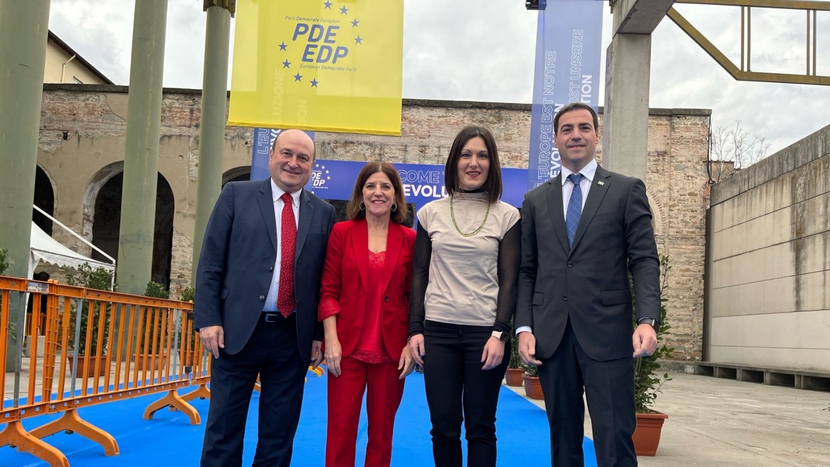 Pradales: “Las realidades nacionales como Euskadi deben participar en igualdad en la construcción del proyecto europeo”