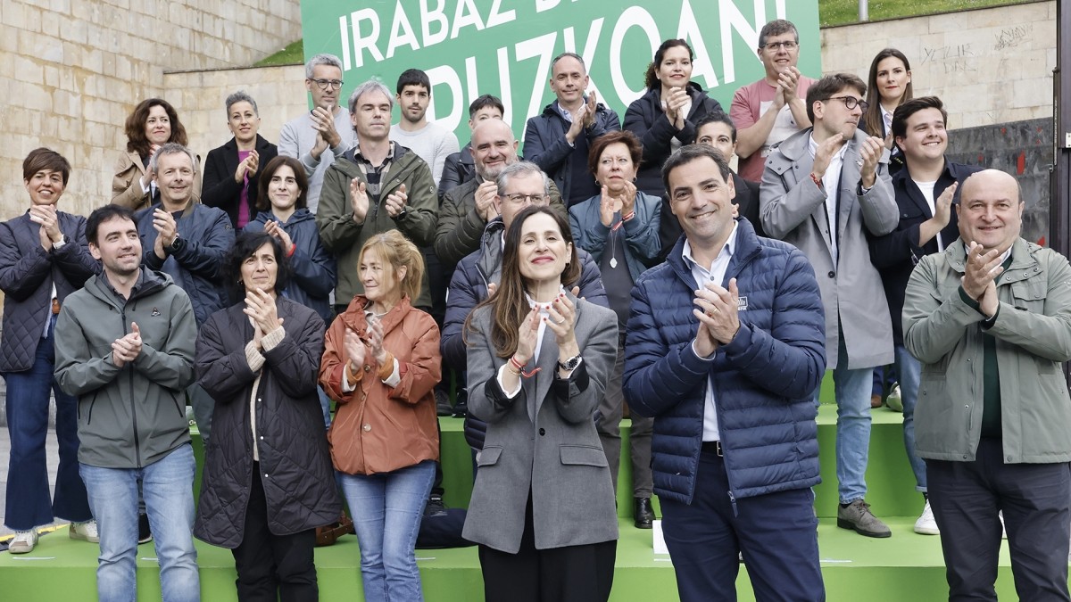 “Euskadi hobetzen jarraitzeko” botoa eskatu du EAJ-PNVk “amaiera zoriontsurik ez dakarten abenturen aurrean”, hala nola Lopezena Ajuria Enean, Marotorena Gasteizen edo Bildurena Gipuzkoan