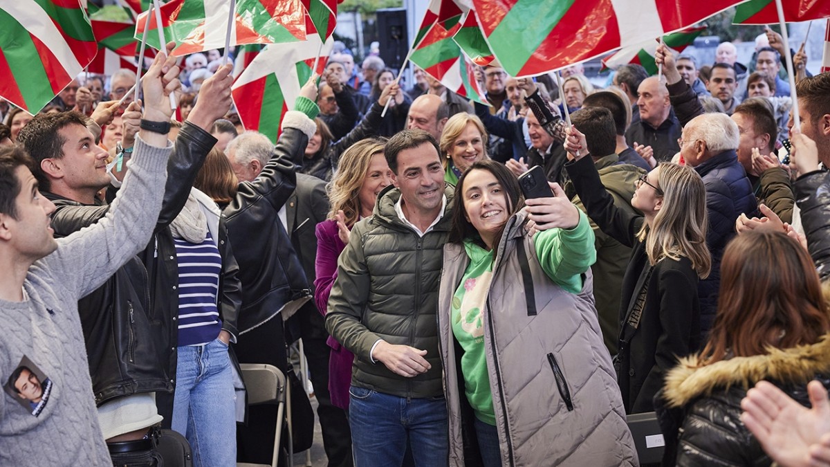 Imanol Pradales: “Harrotasunaren botoa eskatzera natorkizue, ongizatearen Euskadi hau esfortzu handiz eraiki dugun guztiona”