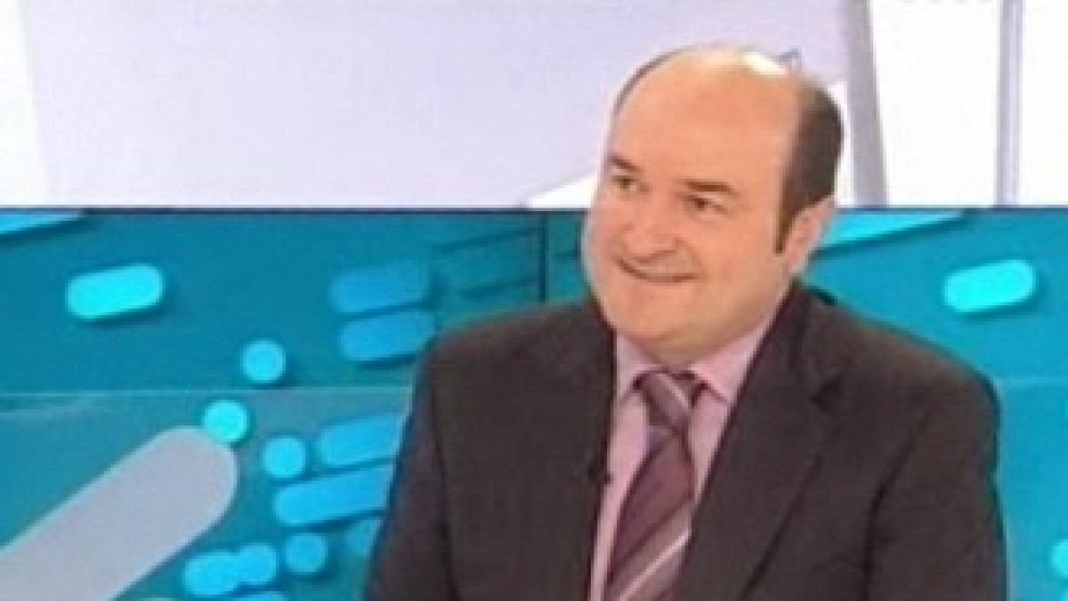 Andoni Ortuzar etb2ko 