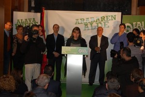 Iñigo Urkullu Gasteiz erdialdeko batzokiaren berrinagurazioa