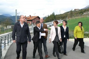 Arantxa Tapia. L Leanizbarrutia, J Agirretxea eta J Egibar Arrasaten