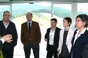 Arantxa Tapia. L Leanizbarrutia, J Agirretxea eta J Egibar Arrasaten