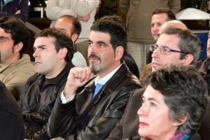 Arantxa Tapia y Joseba Egibar en el acto político de la plaza Gaskuña del Antiguo