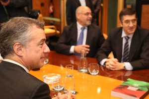 Encuentro con partidos políticos