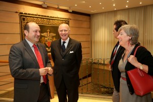 Andoni Ortuzar Jan De Bock  eta Sylvie Lagneaux , Belgikako Enbaxadore eta Kontsularekin  