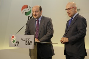Josep Antoni Duran i Lleida eta Andoni Ortuzarren arteko bilera