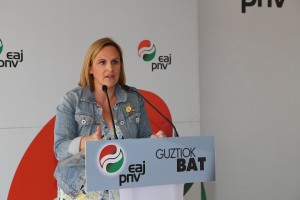 Itxaso Atutxa Erandio Goikoako Batzokiaren 35.urteurrenaren ekitaldian