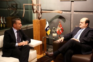 Andoni Ortuzar con el Presidente de Canarias, Paulino Rivero