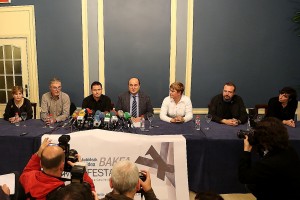 Giza Eskubidea Konponbidea Bakea Manifestazioa