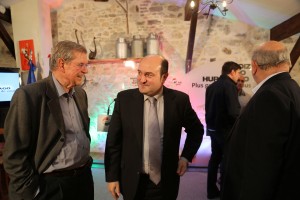 EAJ-PNB presenta en Baiona a sus candidatos para las eleciones municipales del Estado frances