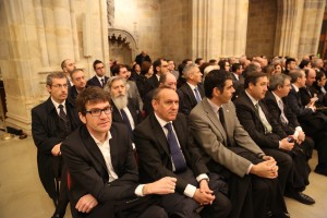 Miles de bilbaínos dan su último 'agur' a Iñaki Azkuna, el 'mejor alcalde del mundo'