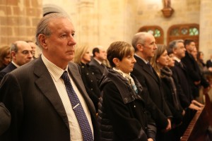 Miles de bilbaínos dan su último 'agur' a Iñaki Azkuna, el 'mejor alcalde del mundo'