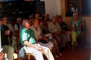 Itxaso Atutxa Benidorm-eko euskaldunak bisitatu ditu