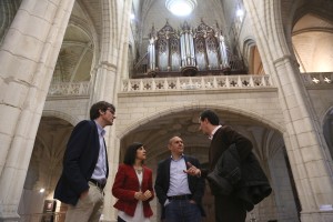 20140509 Gasteiz: Ciudad Europea - Gorka Urtaran e Izaskun Bilbao