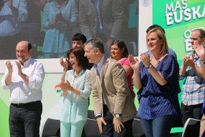 Izaskun Bilbaok “ Letra larriz idatzitako Demokrazia exijitzen du”