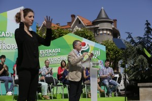 Izaskun Bilbao exige Democracia con mayúsculas para Euskadi