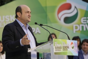 Izaskun Bilbao, Iñigo Urkullu, Andoni Ortuzar Barakaldoko ekitaldian