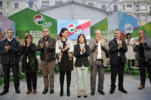 Izaskun Bilbao, Iñigo Urkullu, Andoni Ortuzar Eibarreko ekitaldian