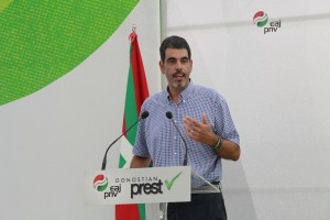 EAJk babestu du kudeaketan eredu aldaketa egon behar duela Donostiak aurrera egin dezan