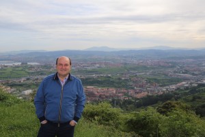 Andoni Ortuzarri elkarrizketa