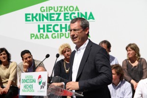 Mitin en Donostia Goia, Olano, Urkullu y Egibar
