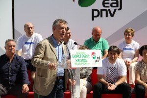 Mitin en Donostia Goia, Olano, Urkullu y Egibar