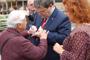 Aburto junto a vecinos de Santutxu