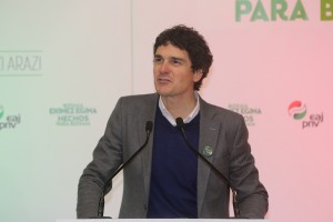 Bermeoko mitina - Aritz Abaroa, Ana Otadui, Unai Rementeria