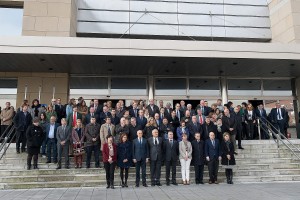 Representantes de EAJ PNV en el minuto de silencio por las victimas de Paris