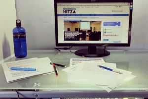 José María Cazalis #barrutik | Bazkaldu orduko, 'Hitza' egunkariak egindako galdera batzuren erantzunak prestatu behar dodaz, EAJ-PNVk Madrilen talde sendoa zertarako behar dauen azaltzen.