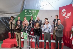 Mitin Bergara - Joseba Agirretxea, María Eugenia Iparragirre, Joseba Egibar	