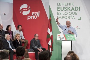 Mitina Bergaran - Joseba Agirretxea, María Eugenia Iparragirre, Joseba Egibar	