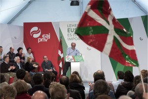 Mitin Bergara - Joseba Agirretxea, María Eugenia Iparragirre, Joseba Egibar	