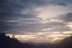 Joseba Agirretxea #barrutik | Bilbora bidean zeruak biharko eguraldi ona iragartzen digu.