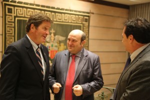 Andoni Ortuzar y John Garamendi